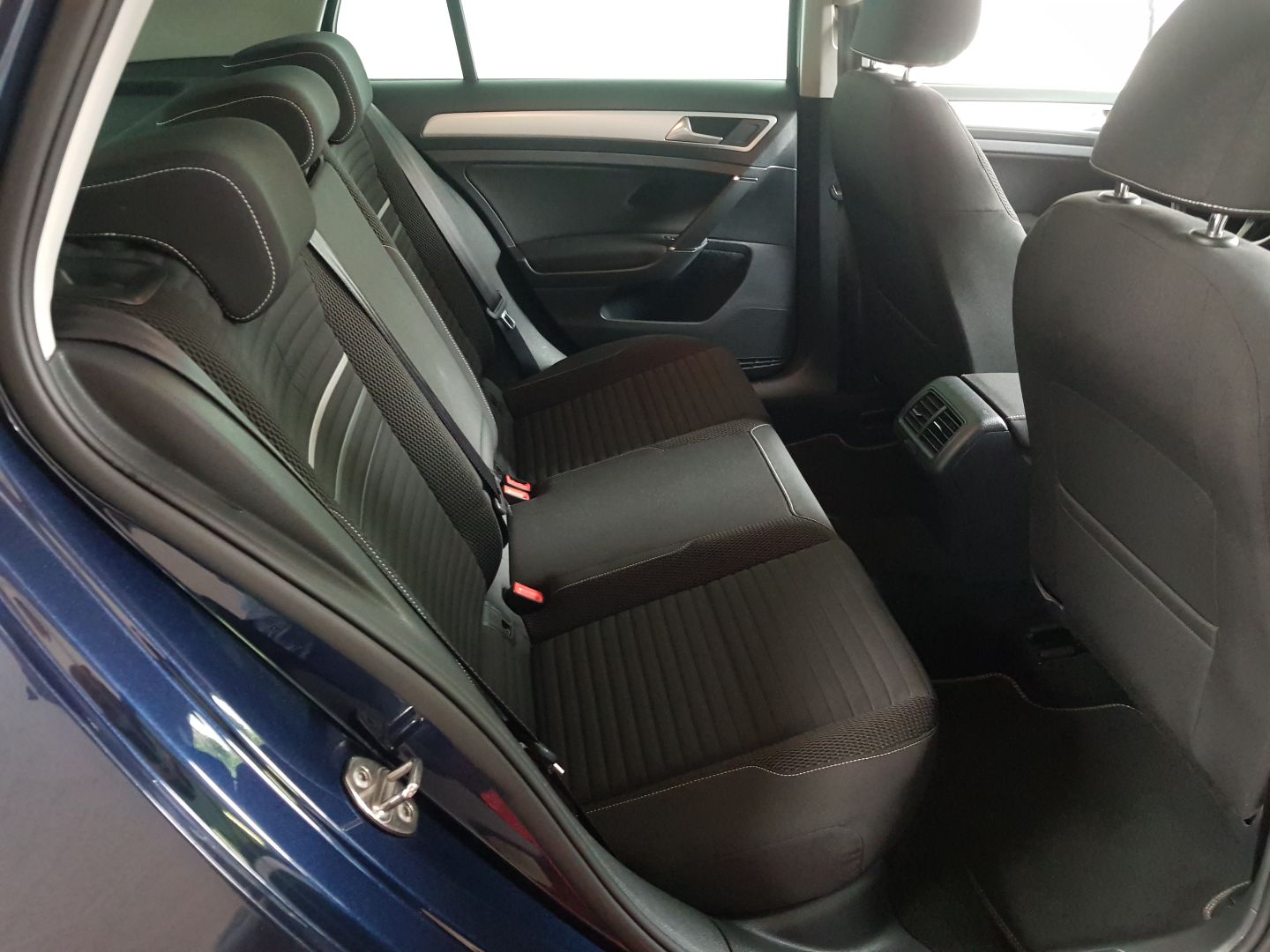 VW GOLF 7 R LINE TSI 122