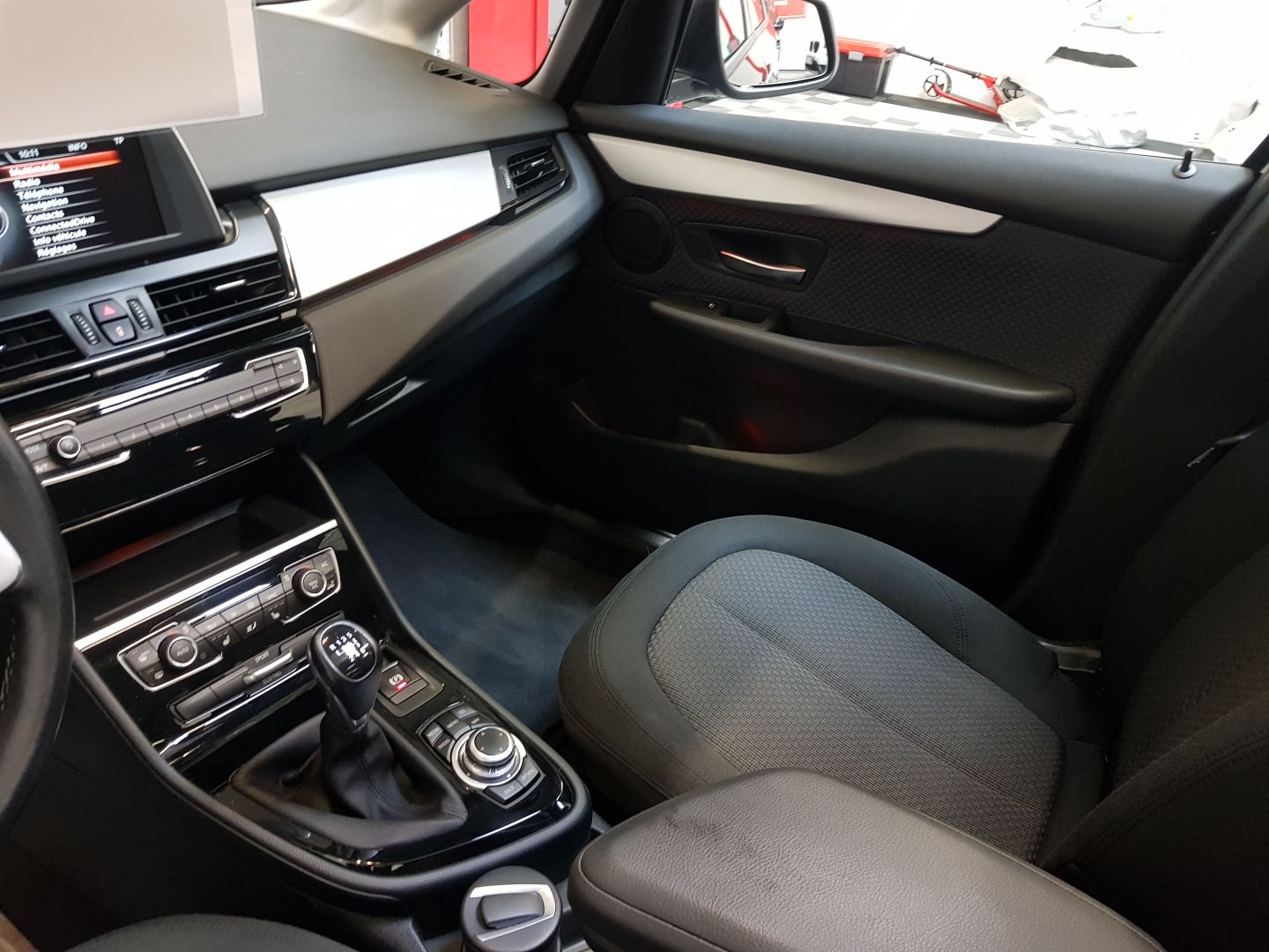 BMW 218i ACTIVE TOURER