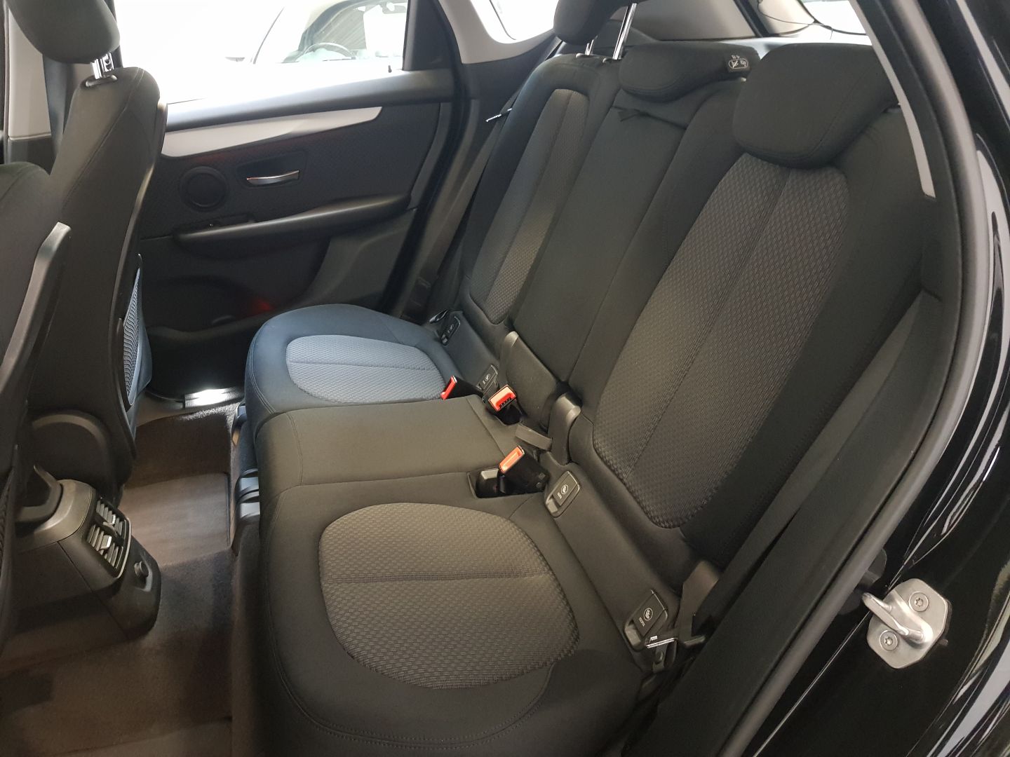 BMW 218i ACTIVE TOURER