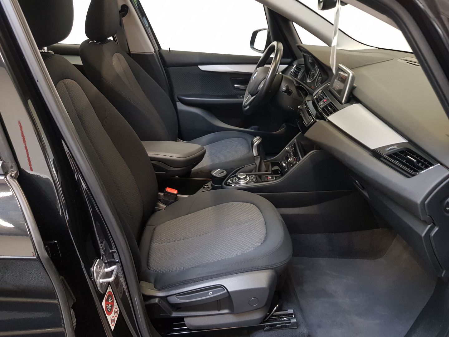 BMW 218i ACTIVE TOURER